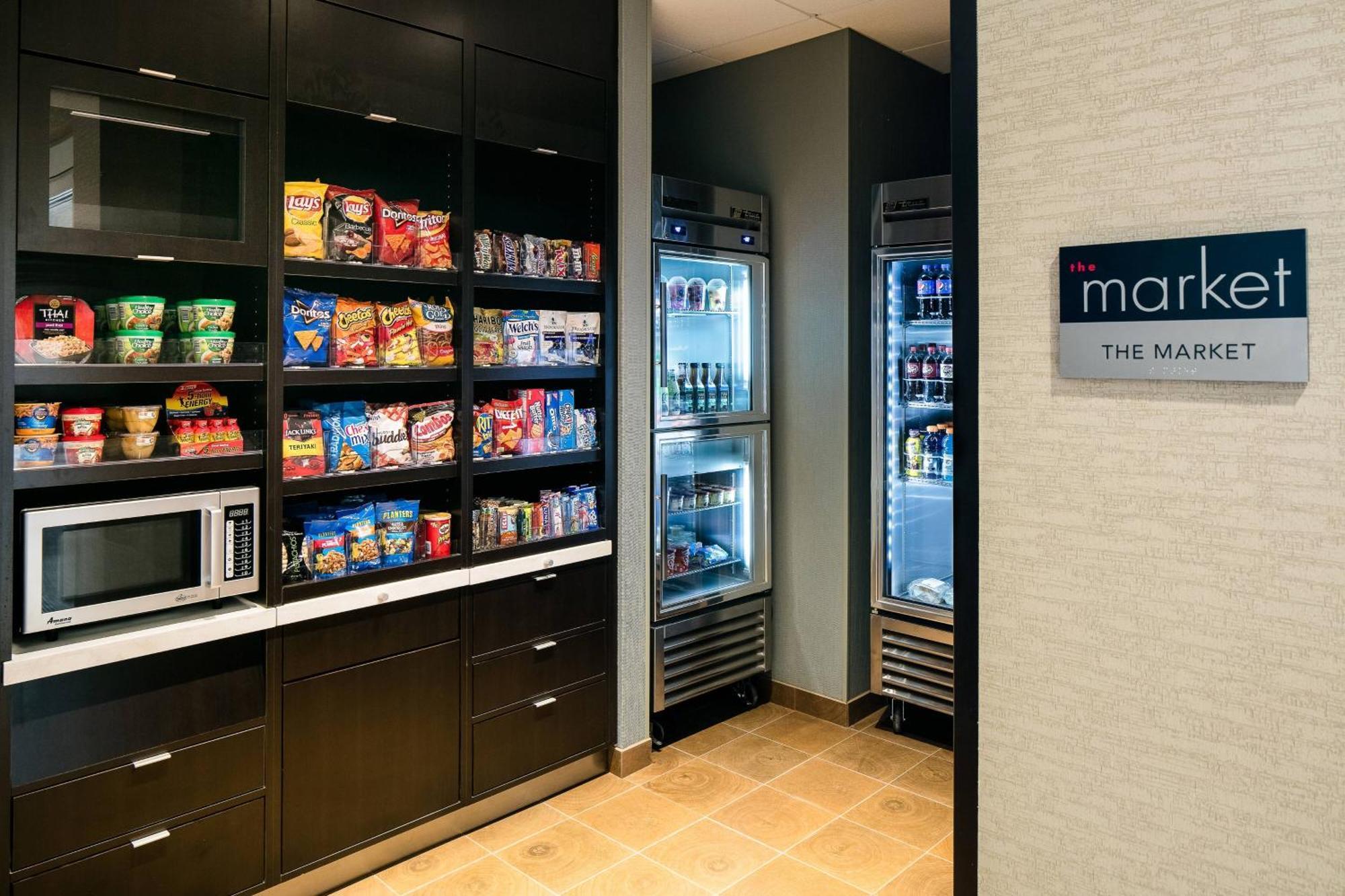 Courtyard By Marriott Omaha Bellevue At Beardmore Event Center Bagian luar foto